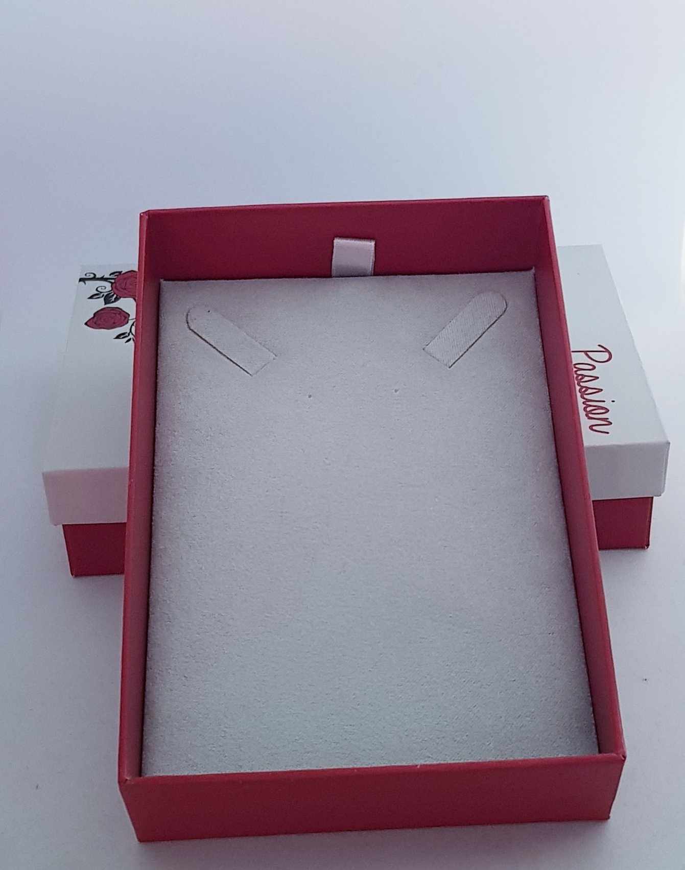 **NEW PRODUCT** Necklace Box